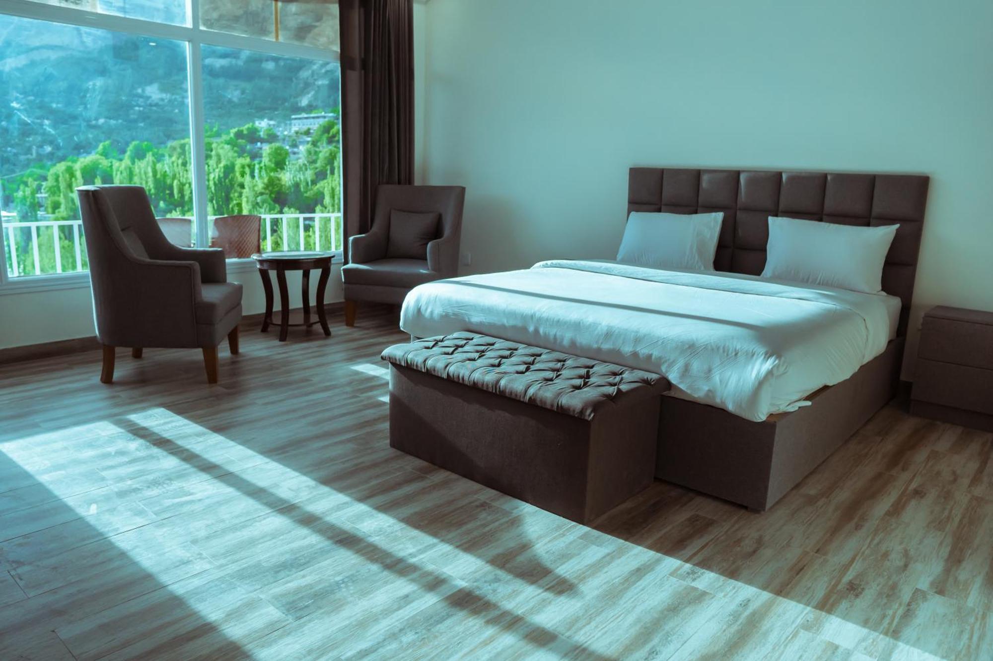 Hilltop Hotel, Hunza Karimabad  Екстериор снимка