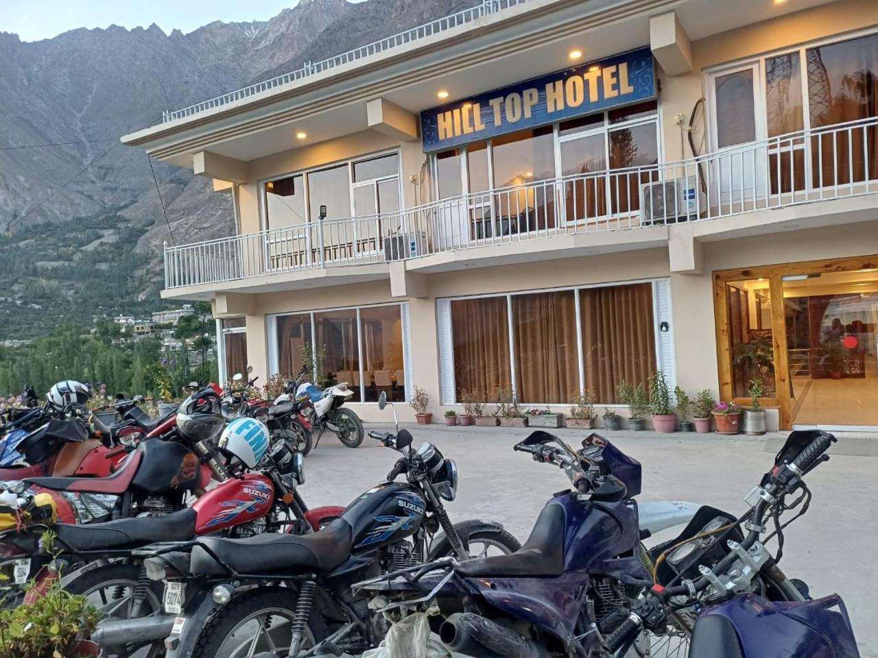 Hilltop Hotel, Hunza Karimabad  Екстериор снимка