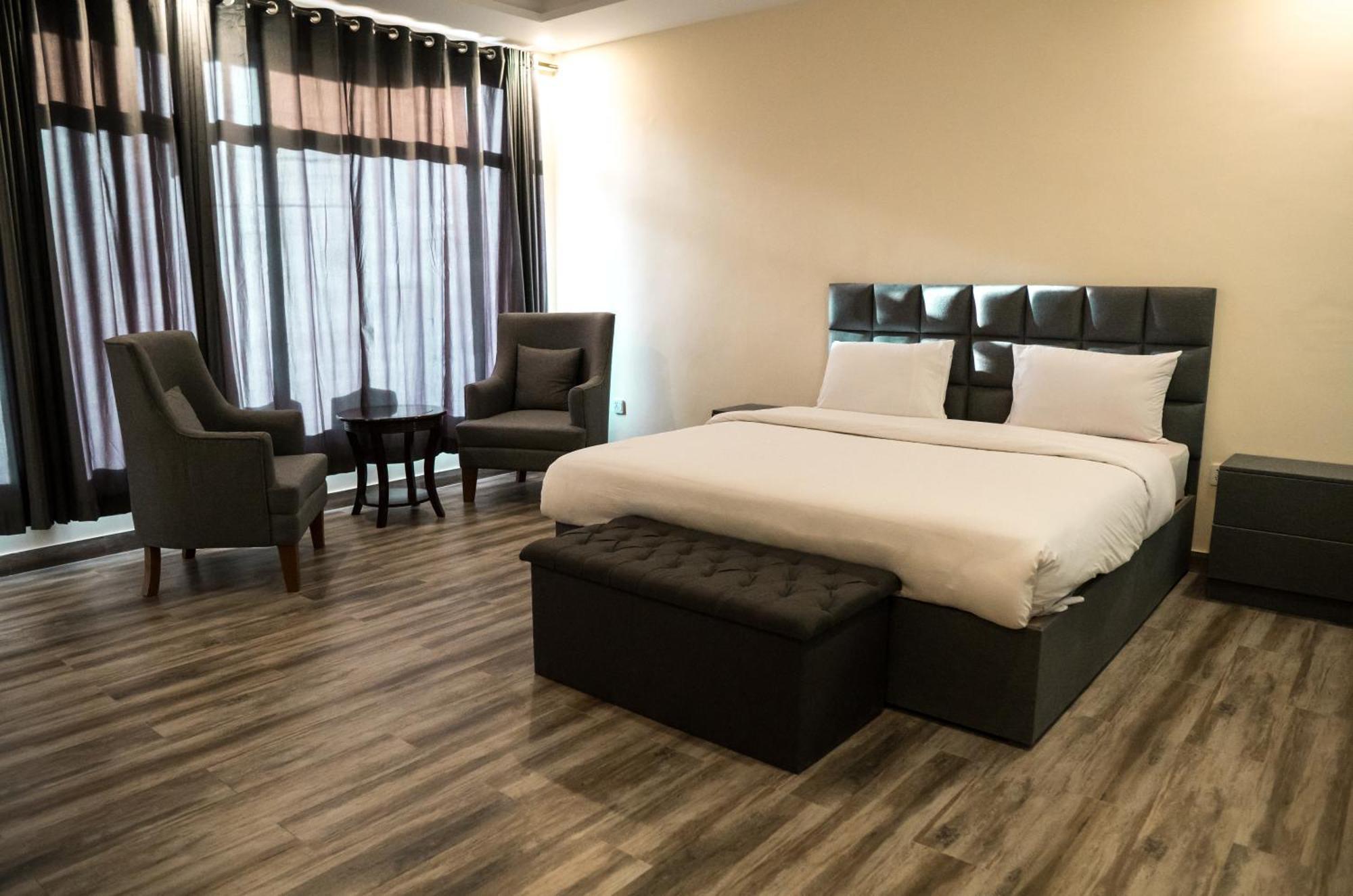 Hilltop Hotel, Hunza Karimabad  Екстериор снимка